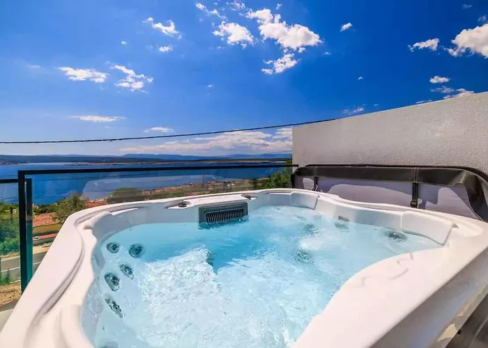 Case de vacanță With Pool In 54890